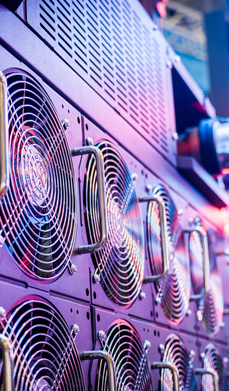 Cooling fans in a data centre